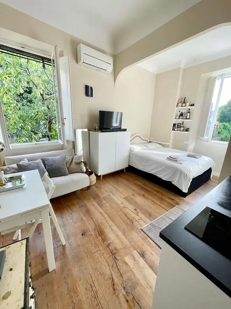 Surrounded By Greenery In The Heart Of Florence 0*,